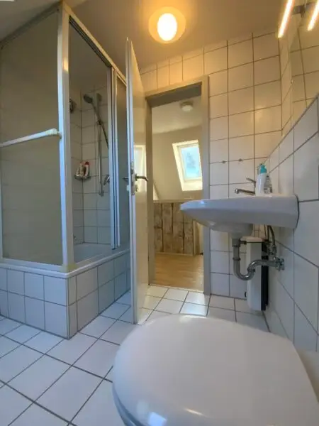 Badezimmer DG